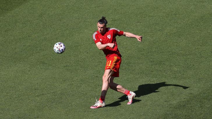 Gareth Bale training with Wales